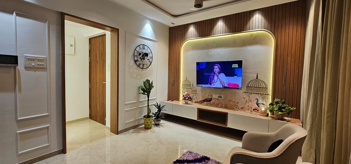 Apartment at Dahanukar Colony – Akruti Architects & Designers